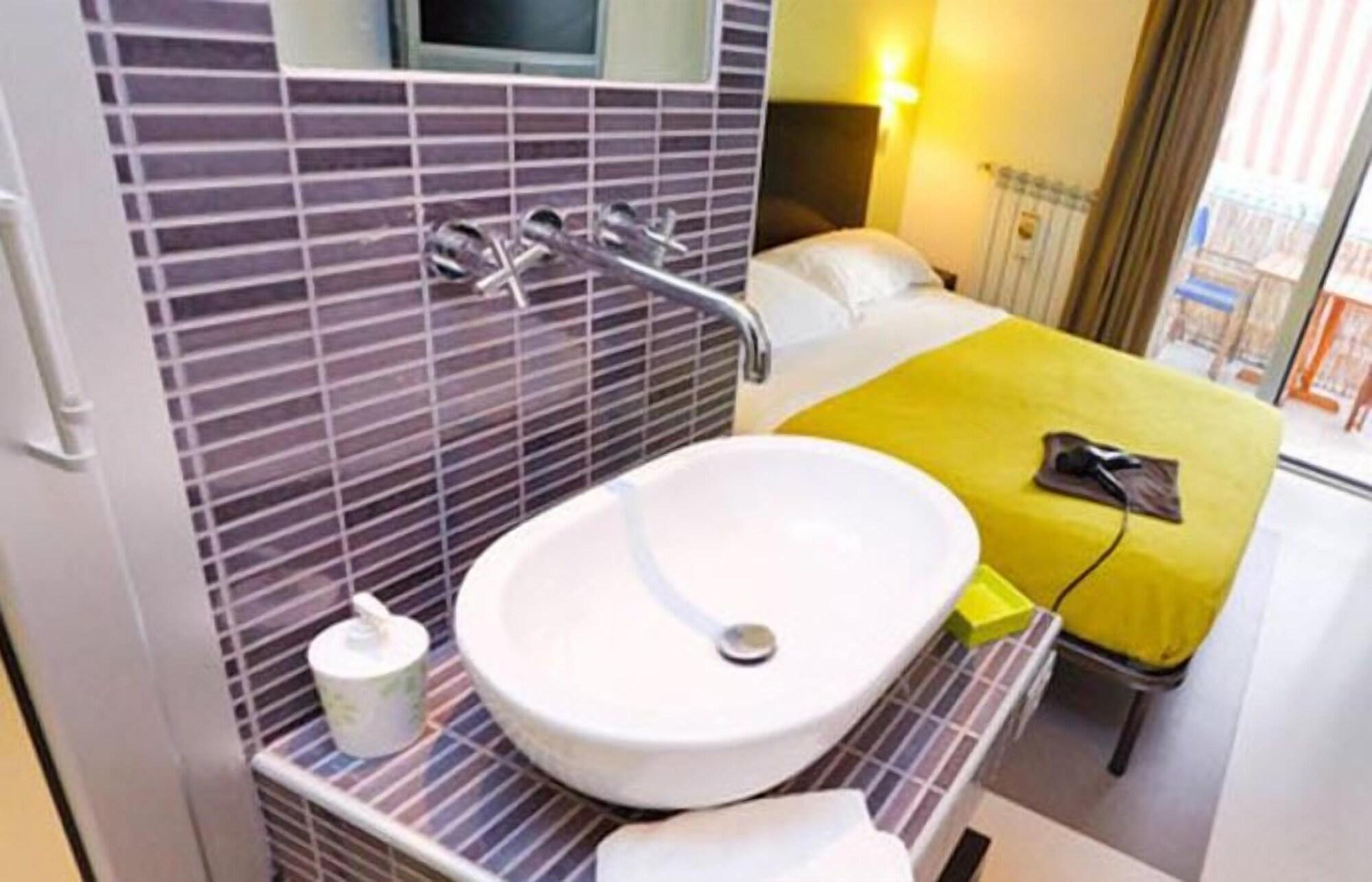Moai Home Рим Экстерьер фото